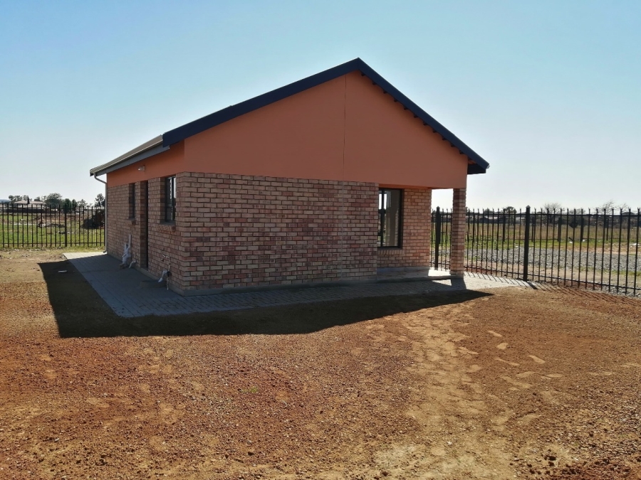 2 Bedroom Property for Sale in Heidedal Free State
